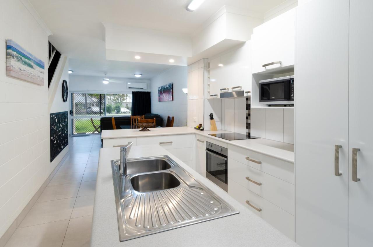 Titree Village Holiday Apartments Port Douglas Exterior foto
